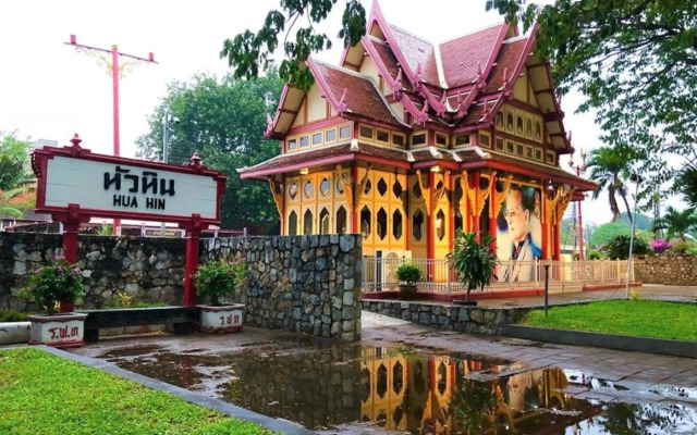 Taphouse Guest House