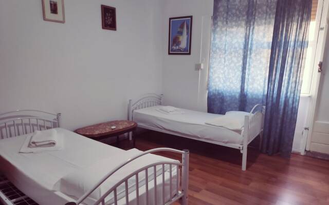 HostelRoma
