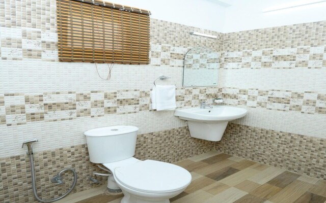 OYO 12759 Hotel Lumino