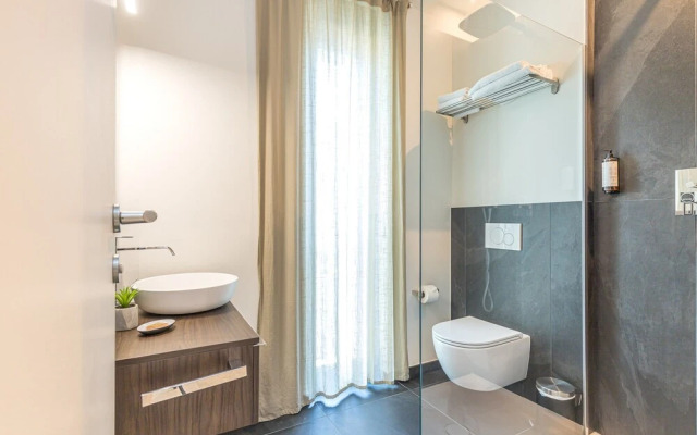 Icon H 306 Suite Micro-living