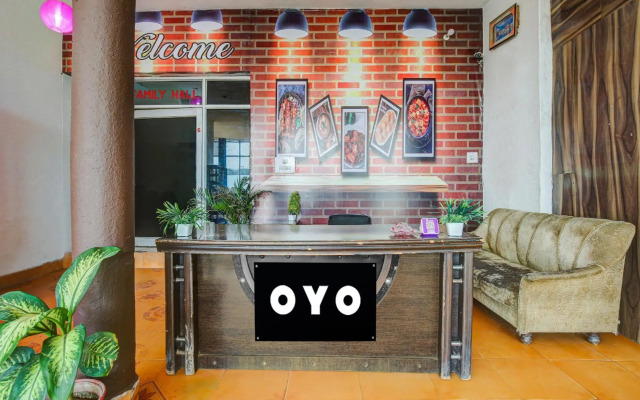 OYO 93433 Gill Hotel & Restaurant