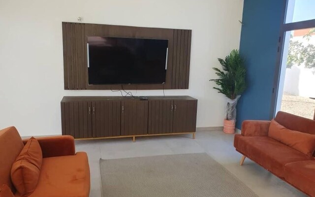Saly Center Villa
