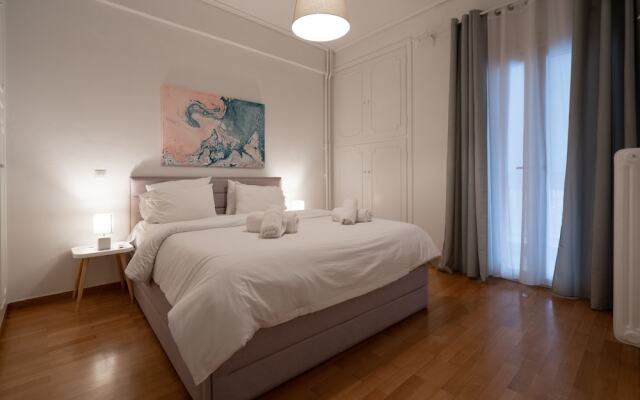 Zan Moreas Beautiful Apt in Koukaki