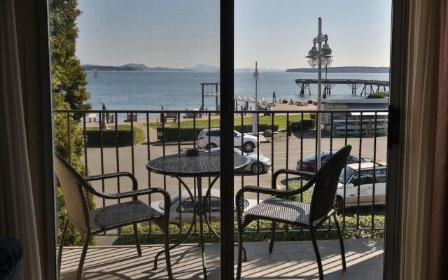 Sidney Waterfront Inn & Suites