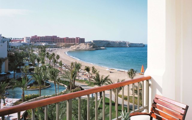 Shangri-La Barr Al Jissah Resort & Spa — Al Waha