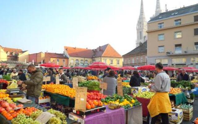 Apartments City of Hearts 1 & 2