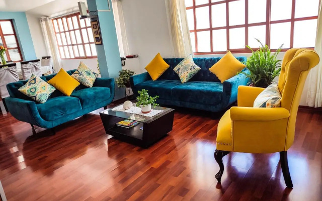 Casa de Laura B&B