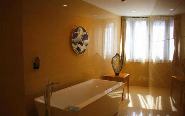 Intercity Hotel Qingdao