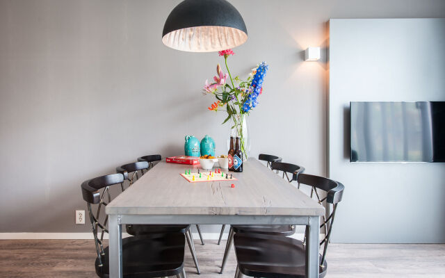 YAYS Amsterdam Prince Island by Numa