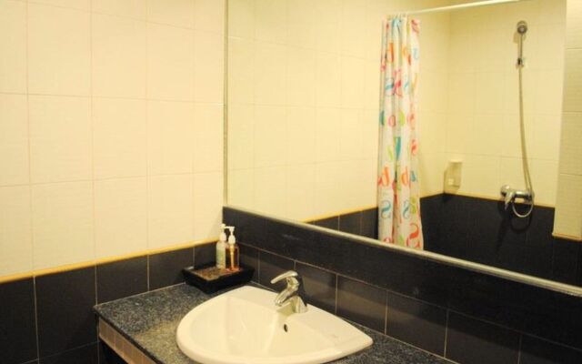 Thong Takian Resort