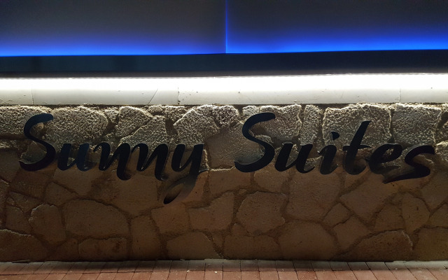 Sunny Suites