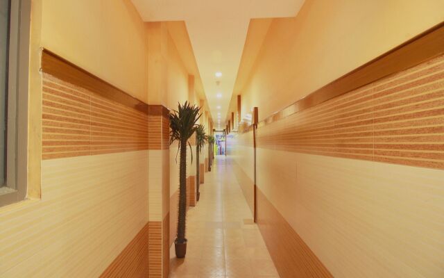 OYO 070 Hotel RJ Grand