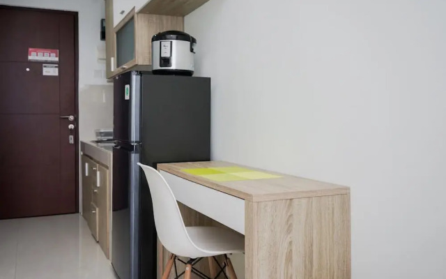 Cozy and Nice Studio Apartment at Springwood Residence