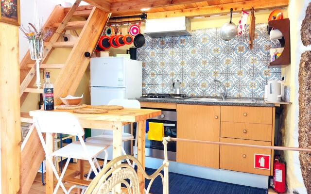 Sandomil Riverbeach Tiny House