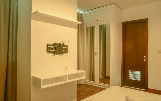 2 Bedrooms at Gallery West Apartment By Travelio