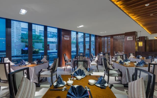 Crowne Plaza Hailing Island