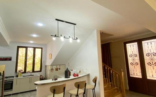 Andro's Guesthouse
