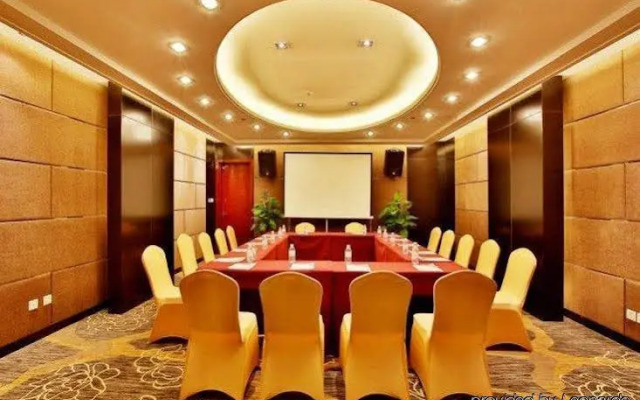 Minshan Yuanlin Grand Hotel