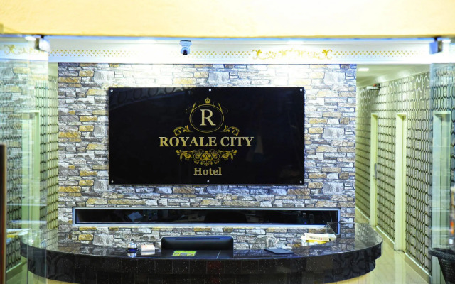 Royale City Hotel