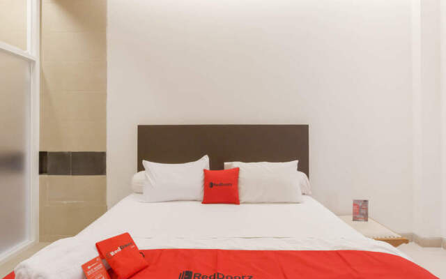 RedDoorz Plus @ Demangan Gejayan