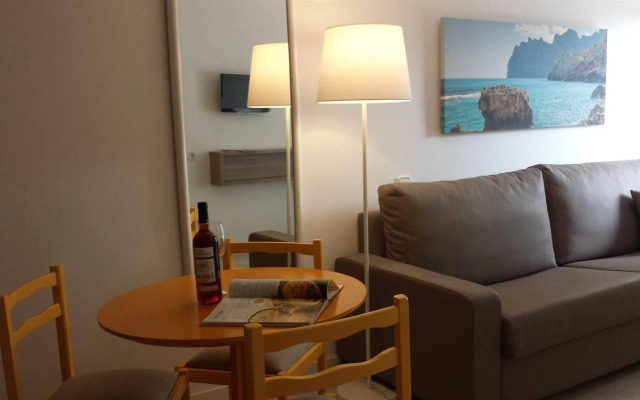 Puerto Azul Suite Hotel