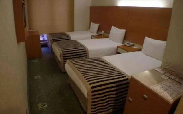 Nuzhet Hotel