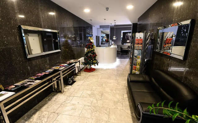 Hotel Luna