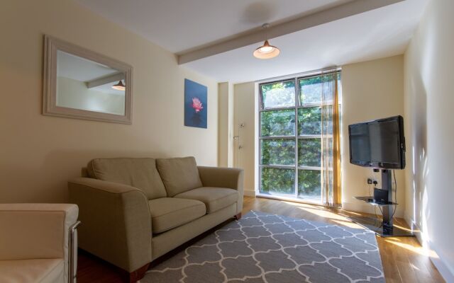TP Apartments - St Paul's