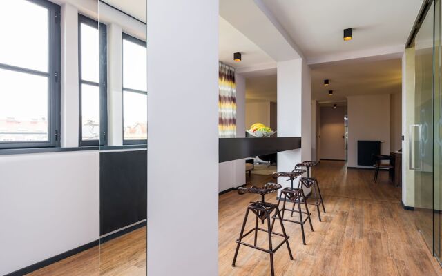 EMPIRENT Mucha Apartments