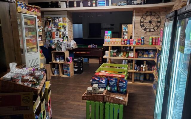 The Queens Arms Hotel