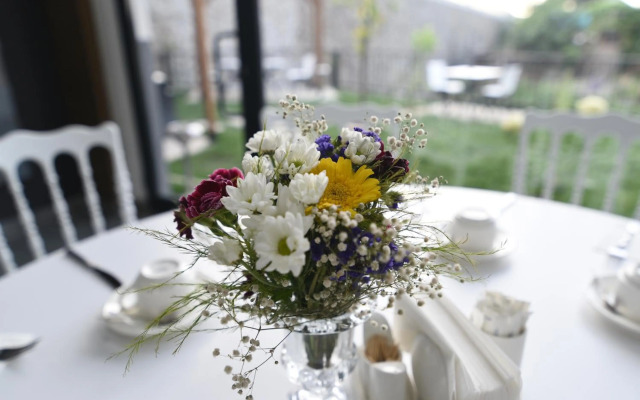 Sera Nature Hotel