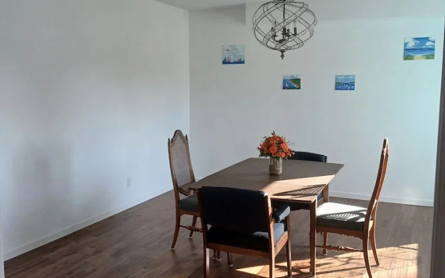 Branson House Bed and Breakfast