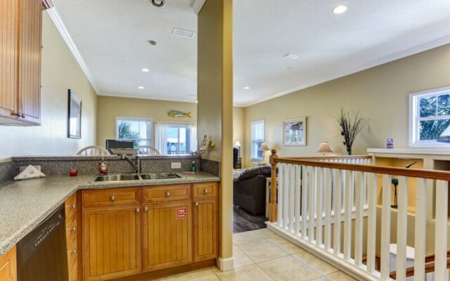 211 S. Fletcher - 3 Br Townhouse