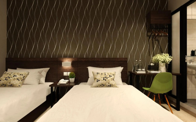 The Square Hotel