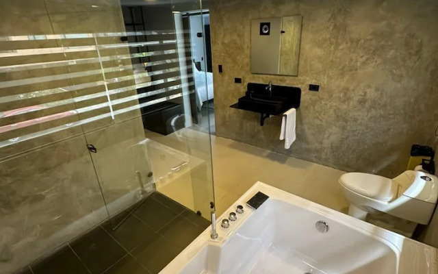 Hostel Joy Cll 85