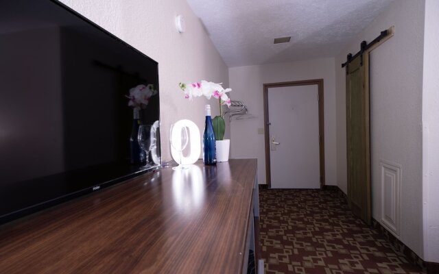 Econo Lodge Downtown Omaha