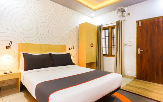 Marhaba Rooms by OYO Rooms