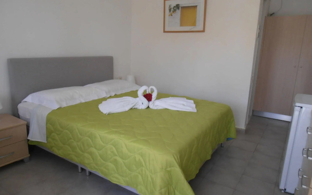 Mariliza Beach Hotel