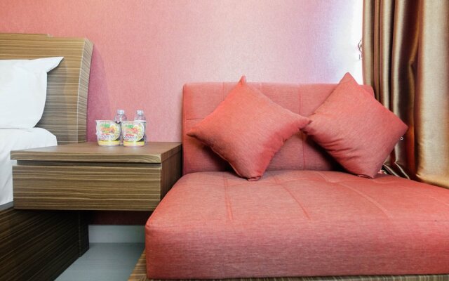 Cozy Studio Apartment at Grand Kamala Lagoon