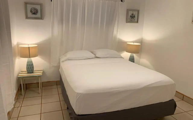BEACHFRONT Relaxation 1 Bedroom Apt