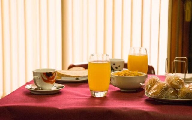Hostal Viena