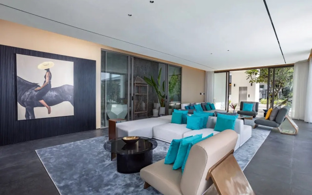 The Aquila Villa