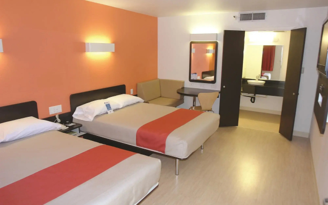 Motel 6 Manteca, CA