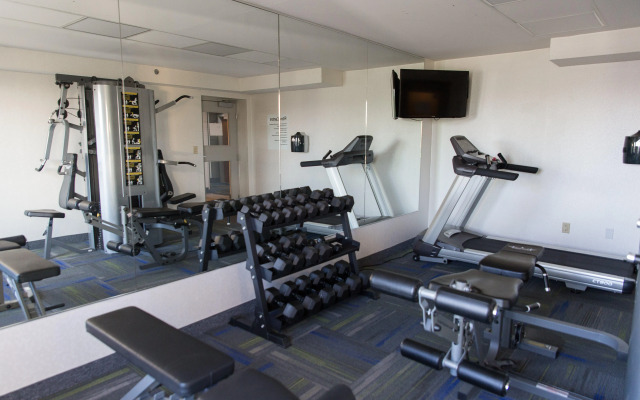Holiday Inn Express & Suites Brampton by IHG