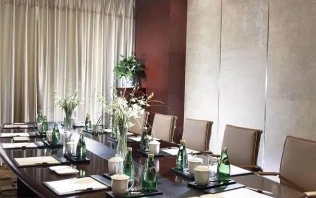 Shanghai Jiangsu Hotel