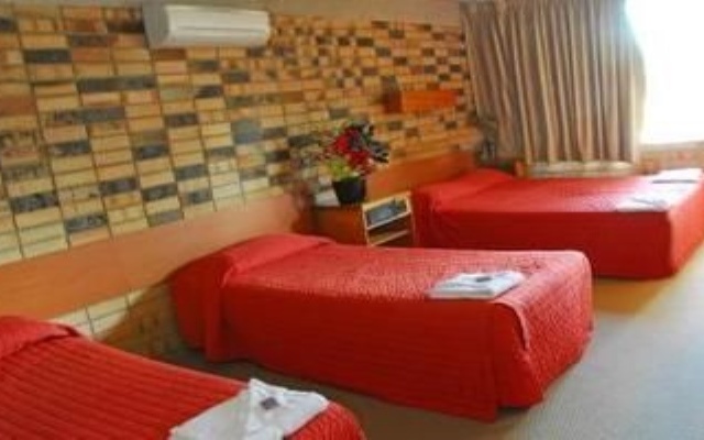 Palms Hotel Motel Chullora