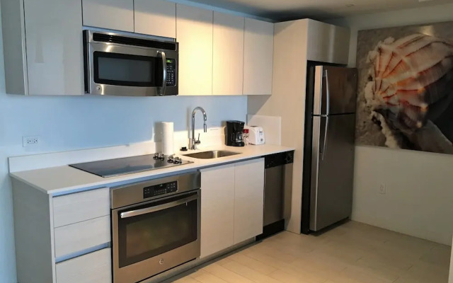 Beachwalk Condo With Beach Club 1bed 1bath