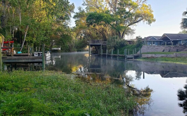 Modern Home on Rainbow River w/ Private Kayak Dock