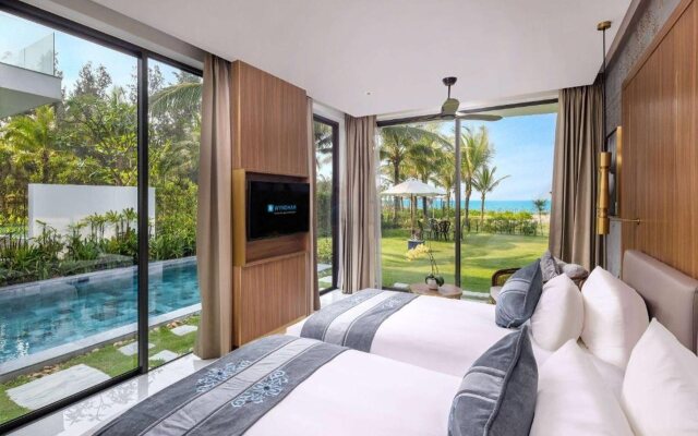 Wyndham Hoi An Royal Beachfront Resort & Villas