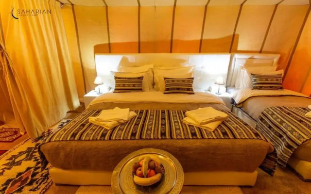 Room-deluxe Triple Room for Three at Sah